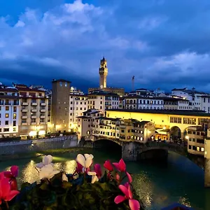 Ponte Vecchio View Luxury Firenze